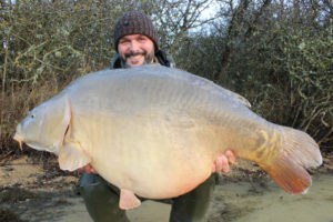 Romeo Eyl angelt auch im Winter sehr erfolgreich mit Dickenmittel 2.0 Boilies an großen Stauseen in Frankreich