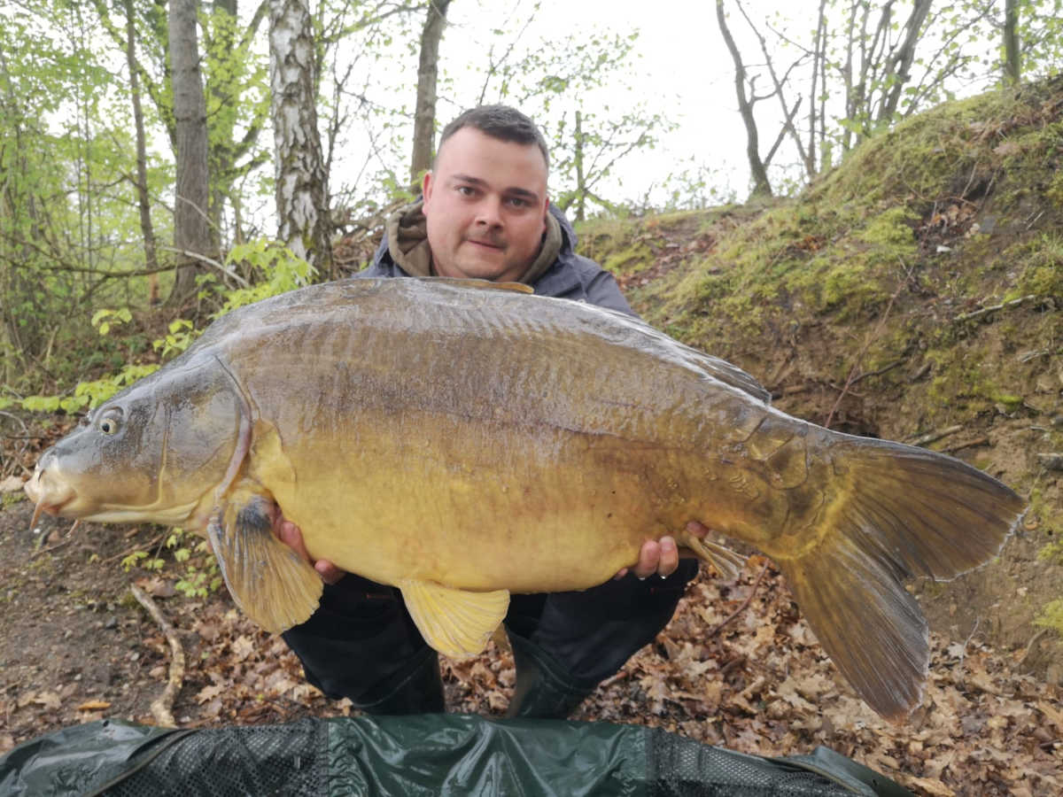 78042284 E84a 46d6 A265 936bf66fc9cb