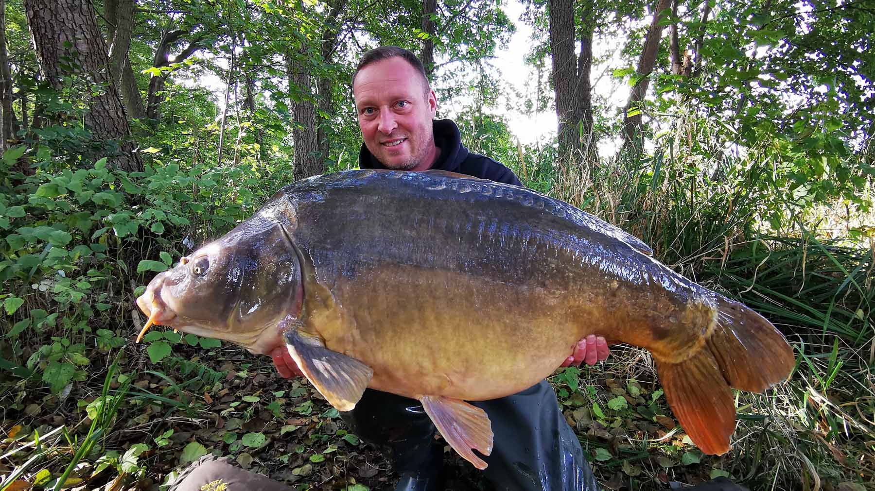 Oliver Büchtemann schwört in Mecklenburg-Vorpommern beim Karpfenangeln auf Fliege und Leber Boilies