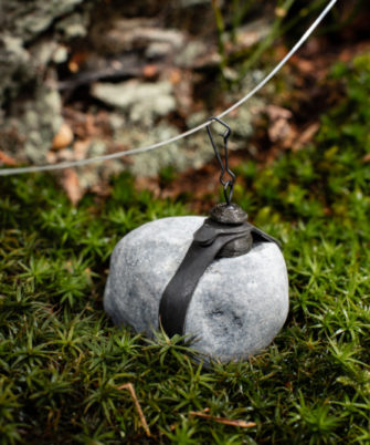 Loop Slip M Back Lead