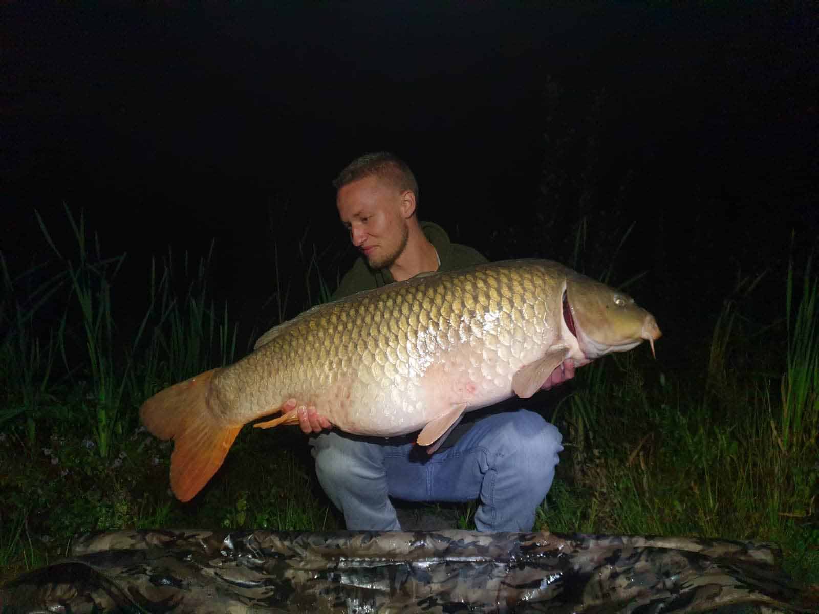 Alexander Pöhlker fing 2020 über 200 Karpfen auf P-Mix Boilies von Naturebaits