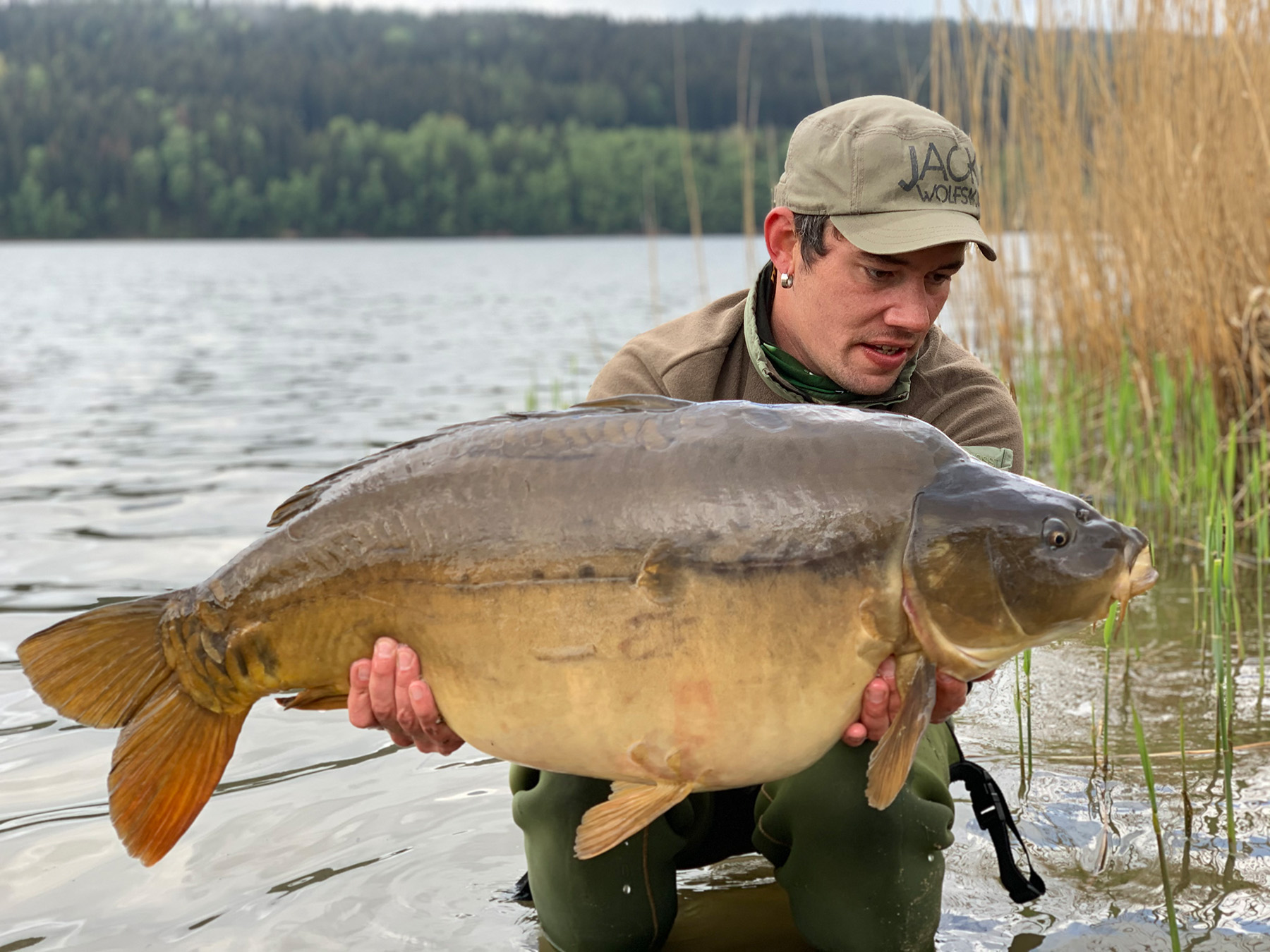 Christoph Werner fängt während einer Daysession zwei Vierzigpfünder mit an einem deutschen Stausee